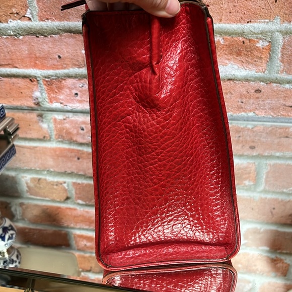Red leather DKNY handbag - Picture 11 of 12